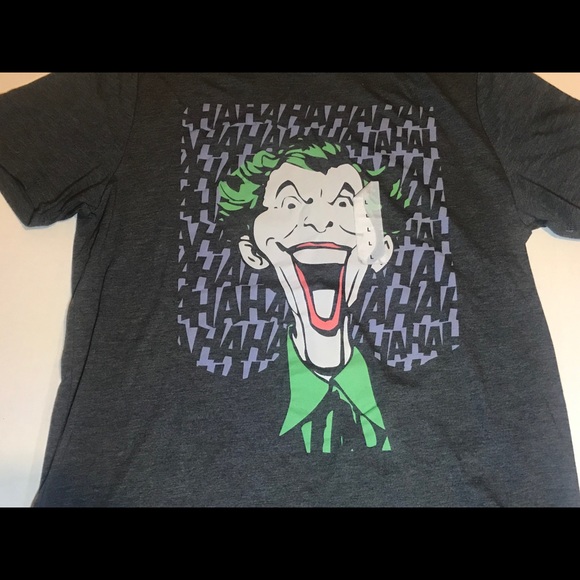 Men’s joker print T-shirt gray size large NEW!! - Picture 3 of 3